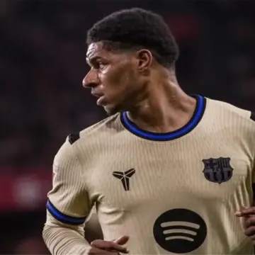 سبورت: “عائق كبير” يمنع راشفورد من الاستمرار مع برشلونة